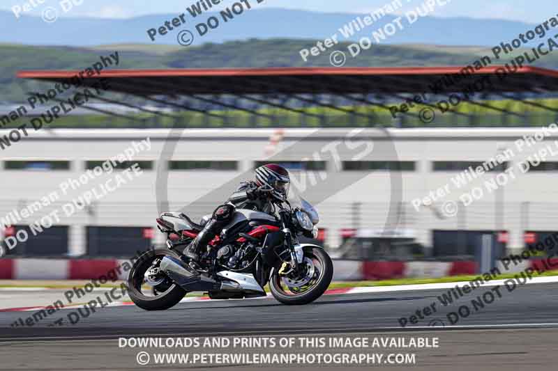 Circuito de Navarra;Spain;event digital images;motorbikes;no limits;peter wileman photography;trackday;trackday digital images